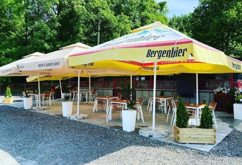 ペンション Guest House Zoreni