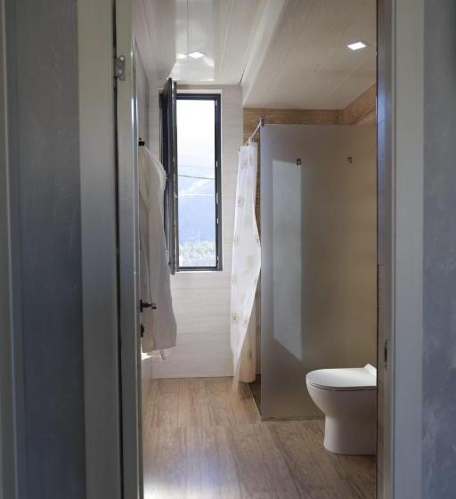 پانسیون Modern House 2