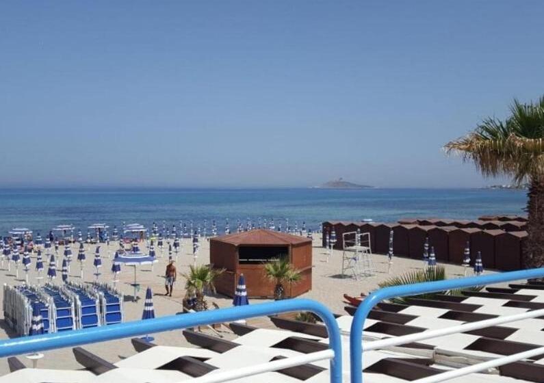 پانسیون New Island