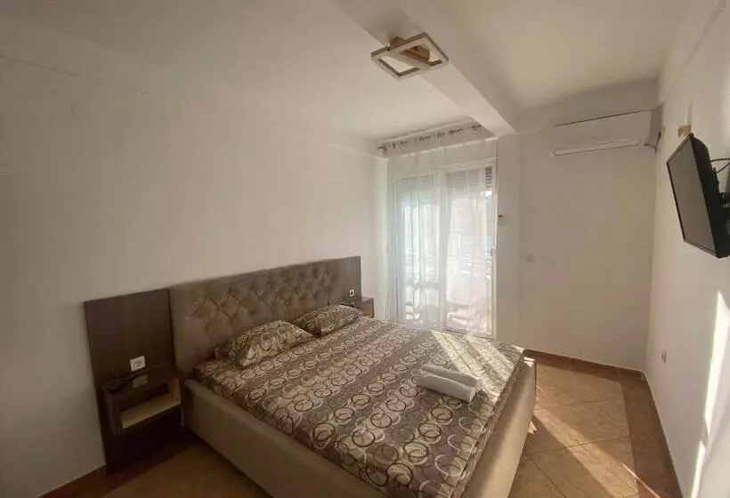 پانسیون Seafront Apartments