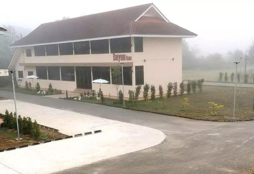 リゾートホテル แดยอน โฮม