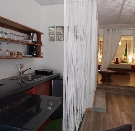 استراحتگاه Space One