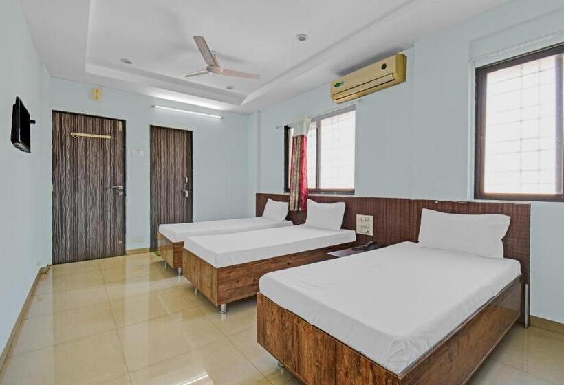 Spot On Hotel Om Residency