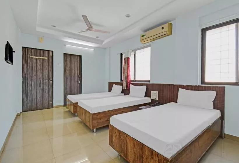 Spot On Hotel Om Residency