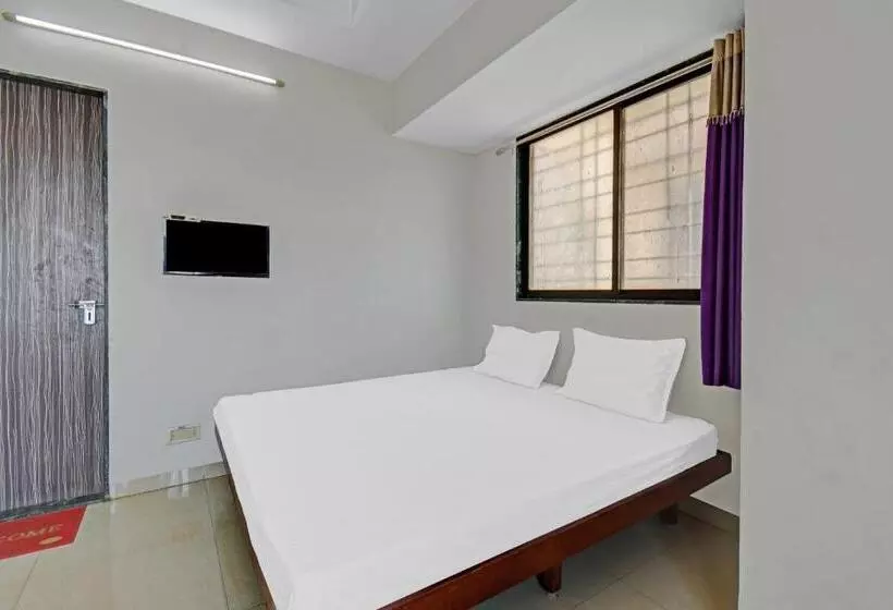 Spot On Hotel Om Residency