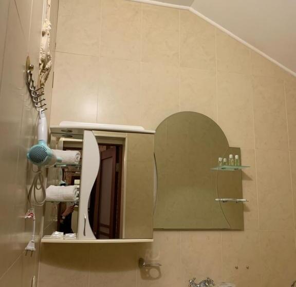 فندق صغير Arkada Hotel Kharkiv