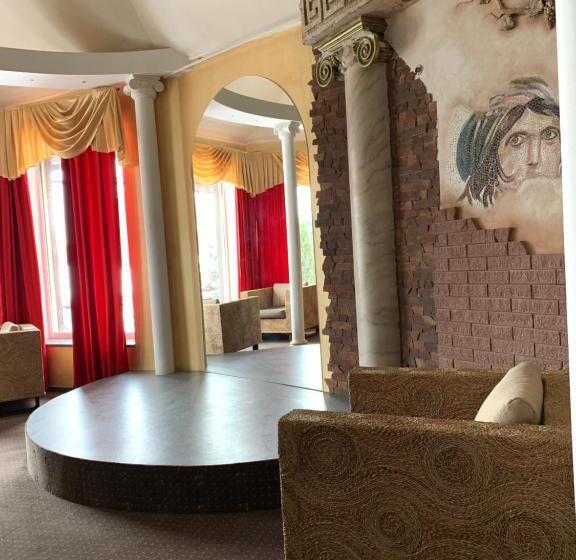 فندق صغير Arkada Hotel Kharkiv