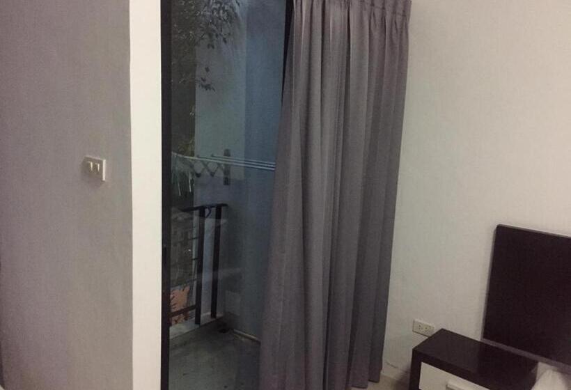 הוסטל Home Rezidence Prachinburi