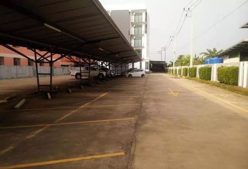 ユースホステル Home Rezidence Prachinburi