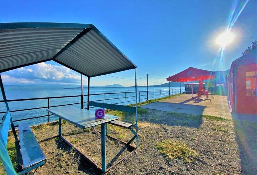 Albergue Ishkhan Resort/beach