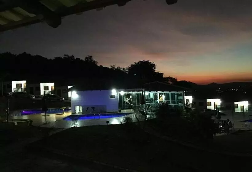 ユースホステル Pousada Luna Zen