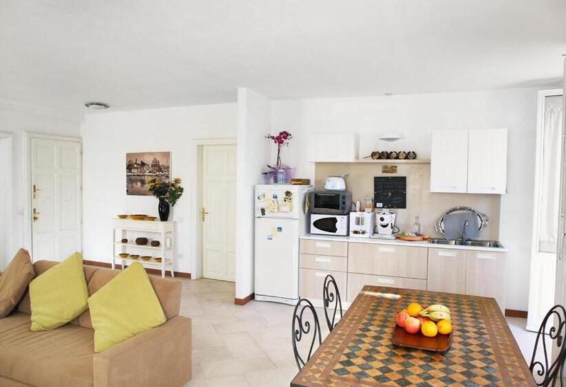 B&b Affittacamere Via Del Centro