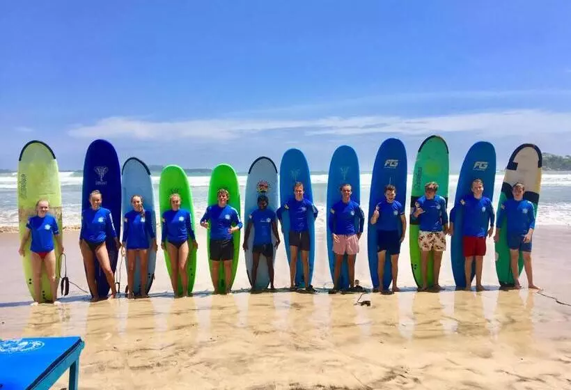 Beach Break Surf Hostel