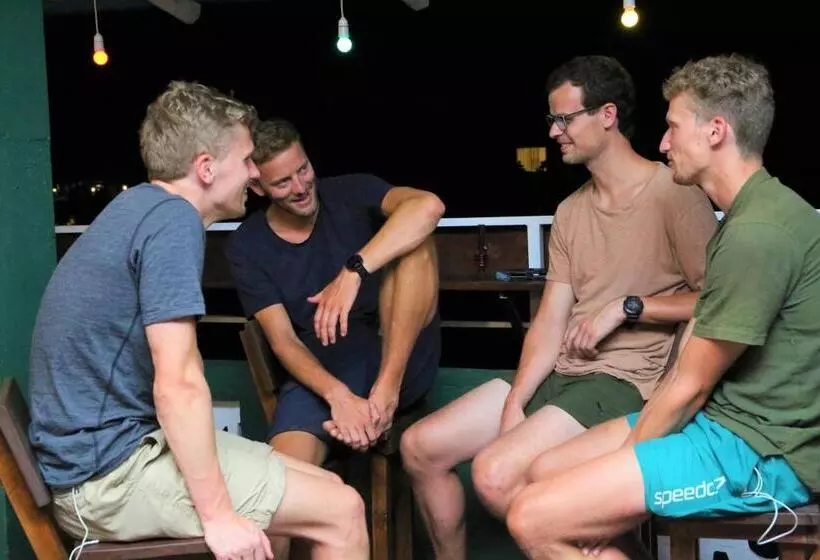 Beach Break Surf Hostel