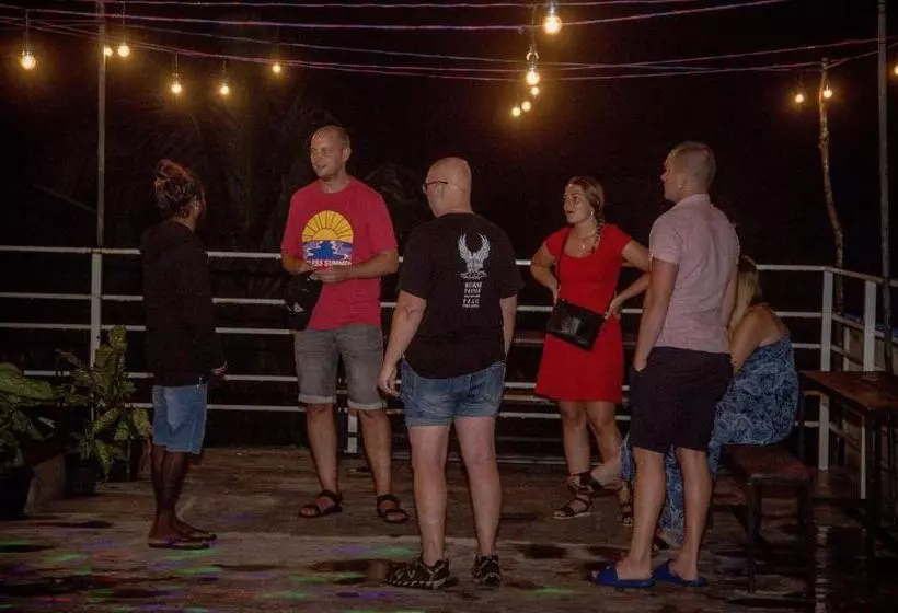 Beach Break Surf Hostel