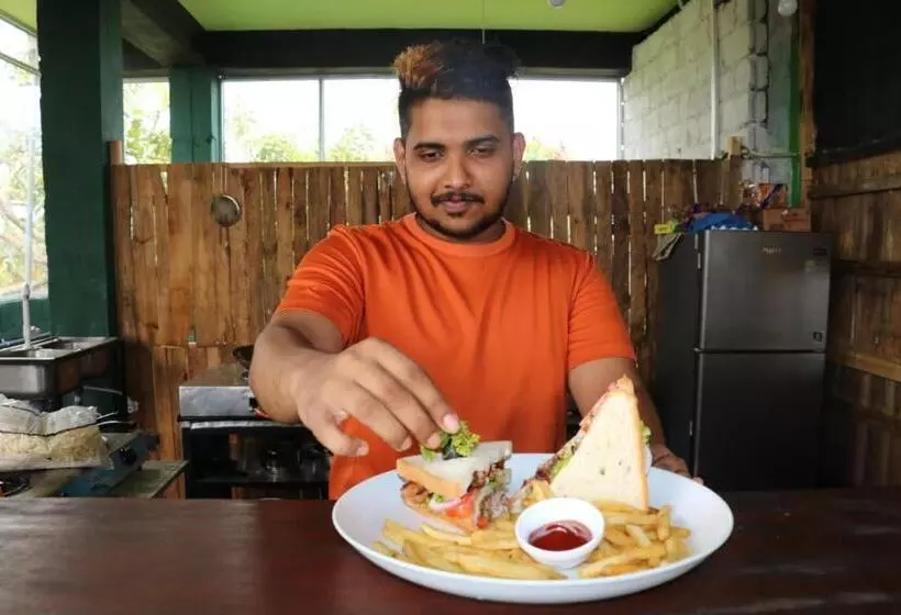 Beach Break Surf Hostel