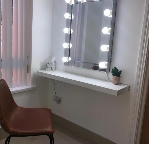 Bed and Breakfast Clanrye House Guest Accommodation