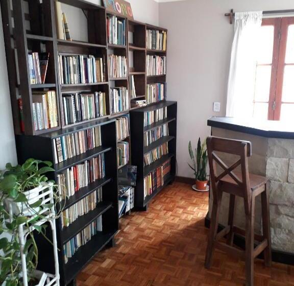 تختخواب و صبحانه La Casa Del Mono