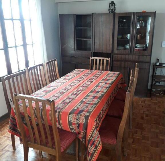 تختخواب و صبحانه La Casa Del Mono