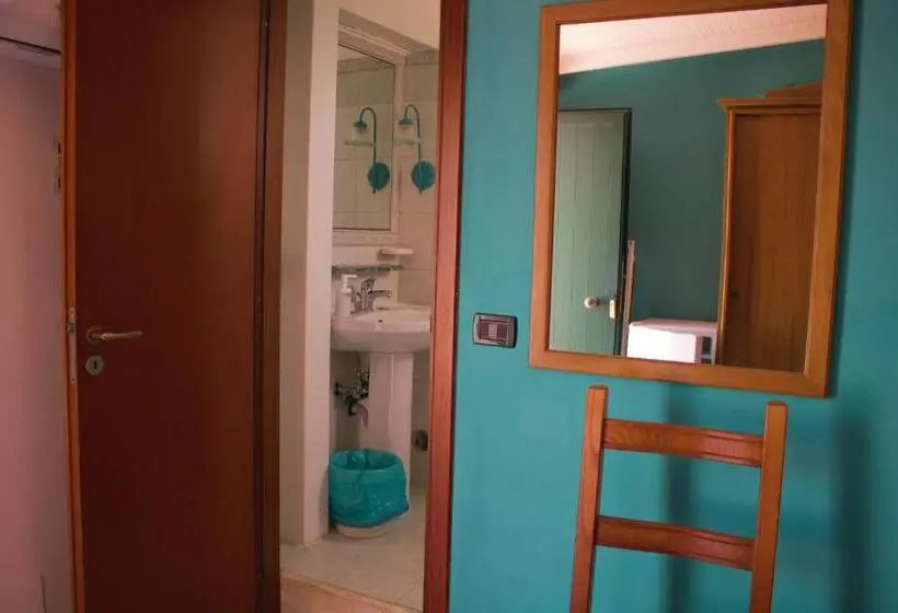 ベッドアンドブレックファースト La Trinacria