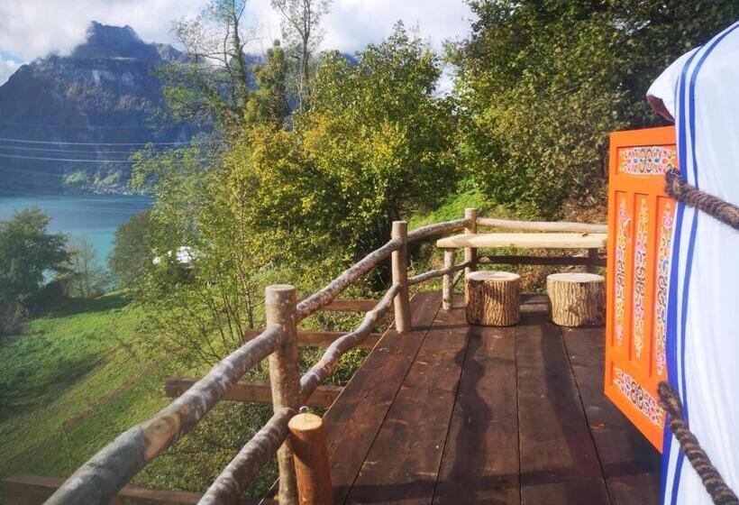 Bed and Breakfast Panorama Jurte über Dem Uri See B