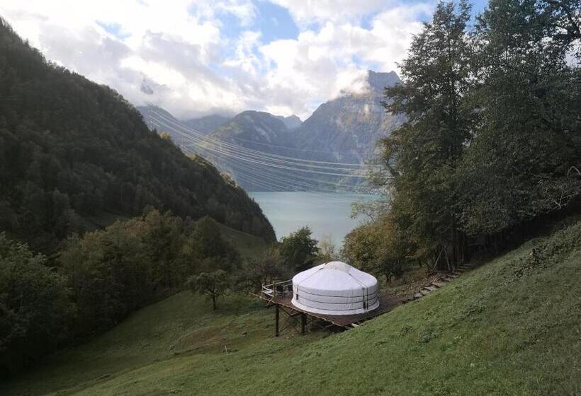 Bed and Breakfast Panorama Jurte über Dem Uri See B