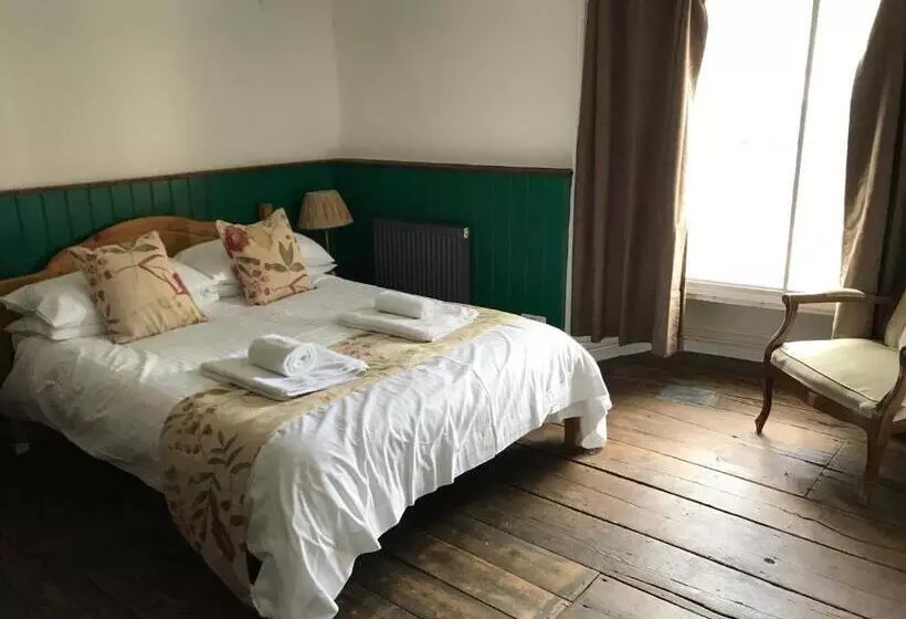 Bed and Breakfast The White Bear