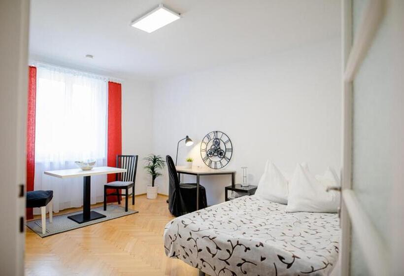 مبيت وإفطار Zimmer Graz