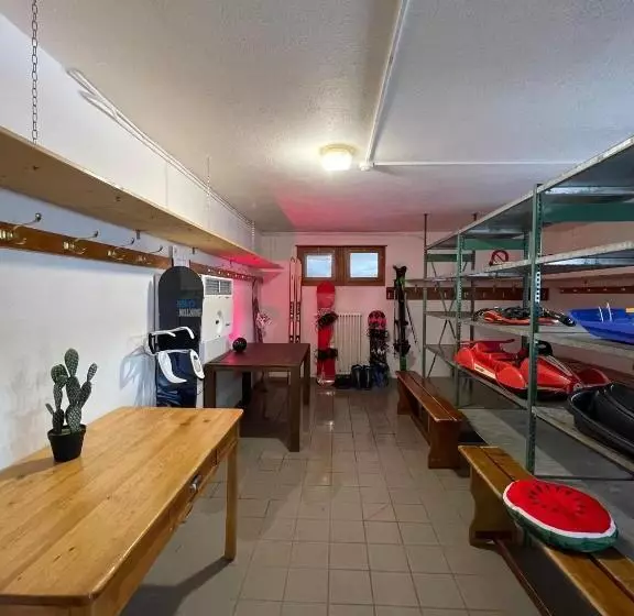 Freeride Hostel & Bar