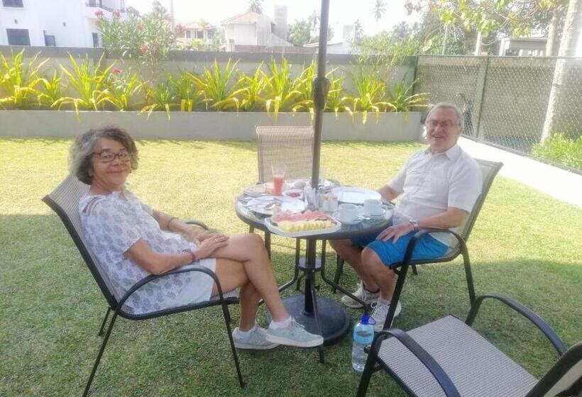 فندق Amadel Negombo