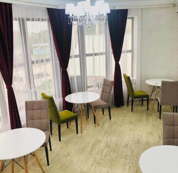 هتل Barhat аktobe