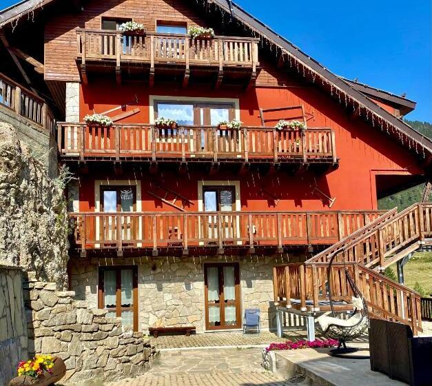 هتل Piccolo Chalet