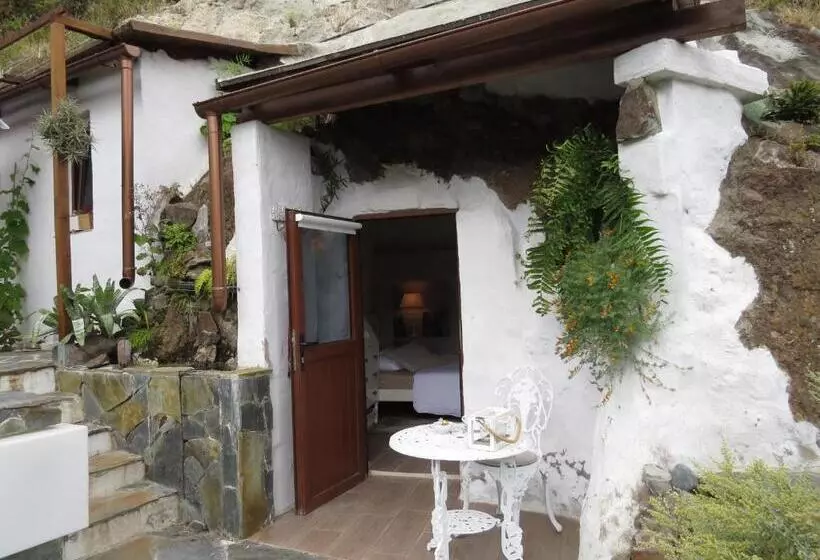 La Cueva De ángel B&b