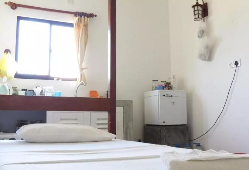 Mountain Wave Hotel And Surfshop