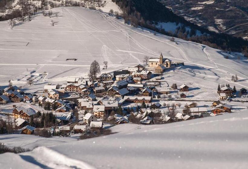 Noemys Chalets Du Hameau Des Aiguilles