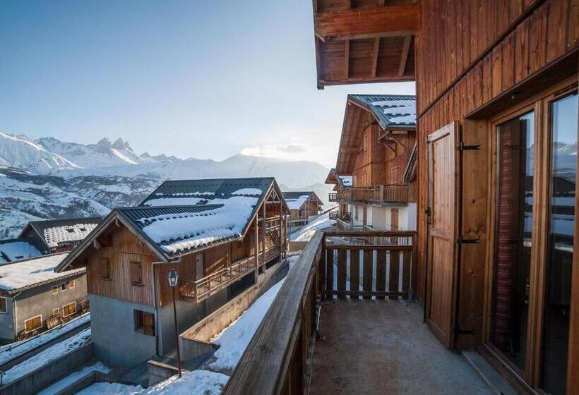 Noemys Chalets Du Hameau Des Aiguilles