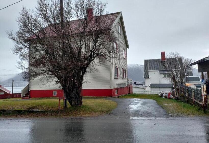 펜션 Central Apartament