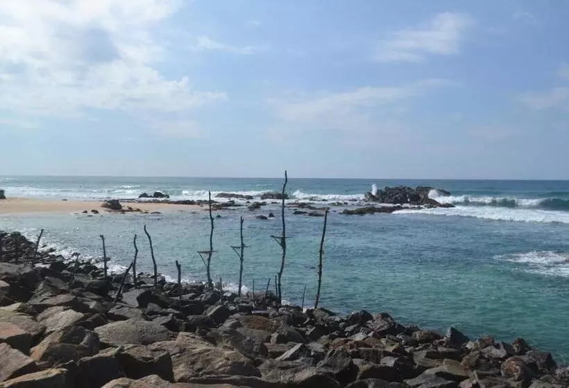 ペンション Chandima Beach Waver