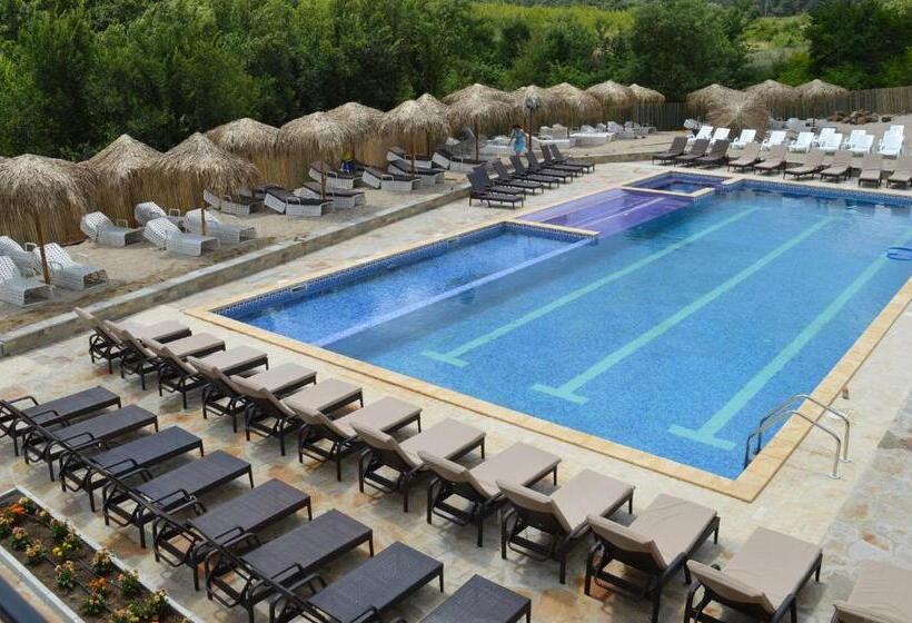 פנסיון Eco Complex Miramar