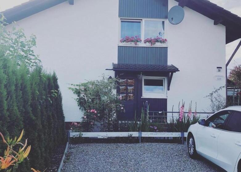 펜션 Gästehaus Isler