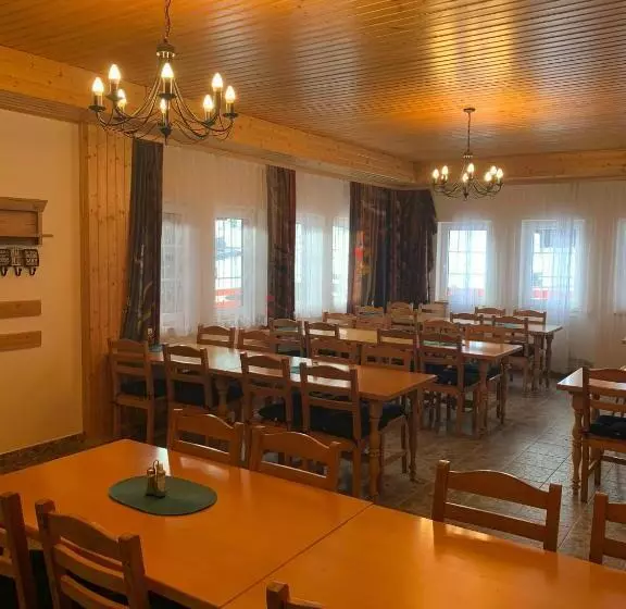 ペンション Penzion U Orla