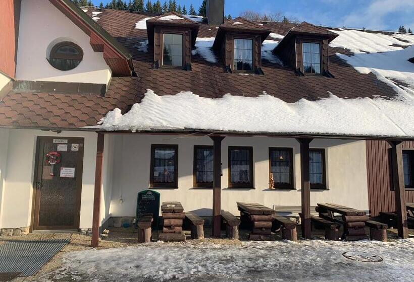 Panzió Penzion U Orla