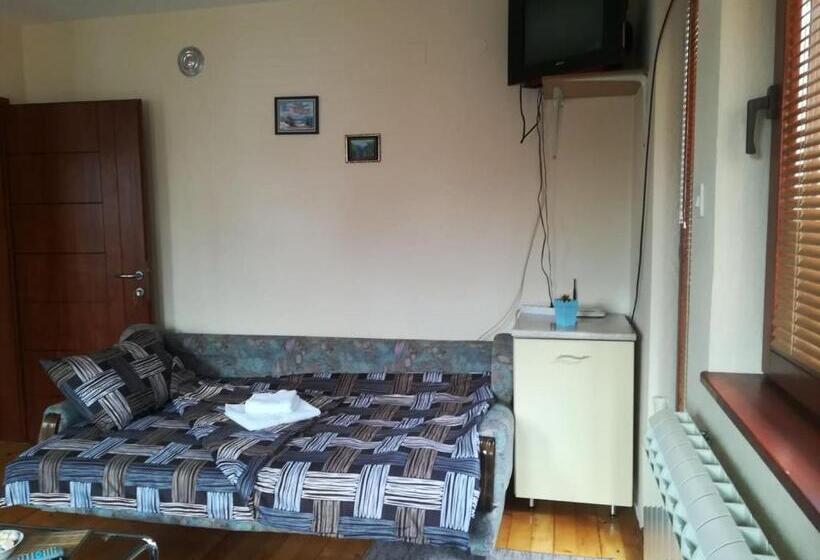 Panzió Stefani Apartments