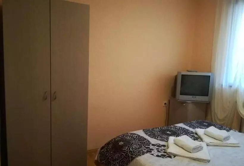 پانسیون Stefani Apartments