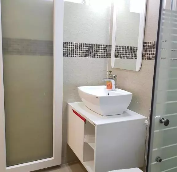 ペンション Tagaytay Guest House