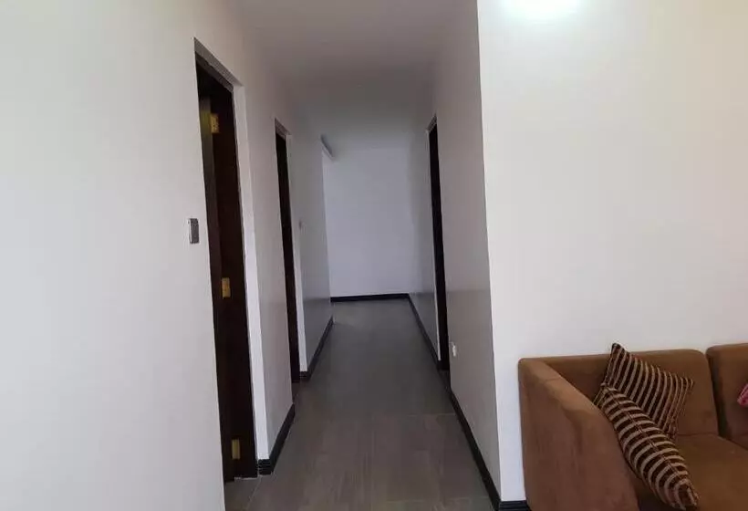 ペンション Tagaytay Guest House