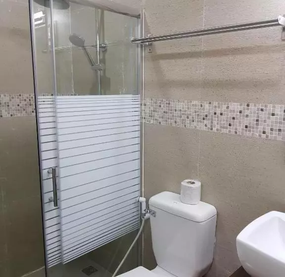ペンション Tagaytay Guest House