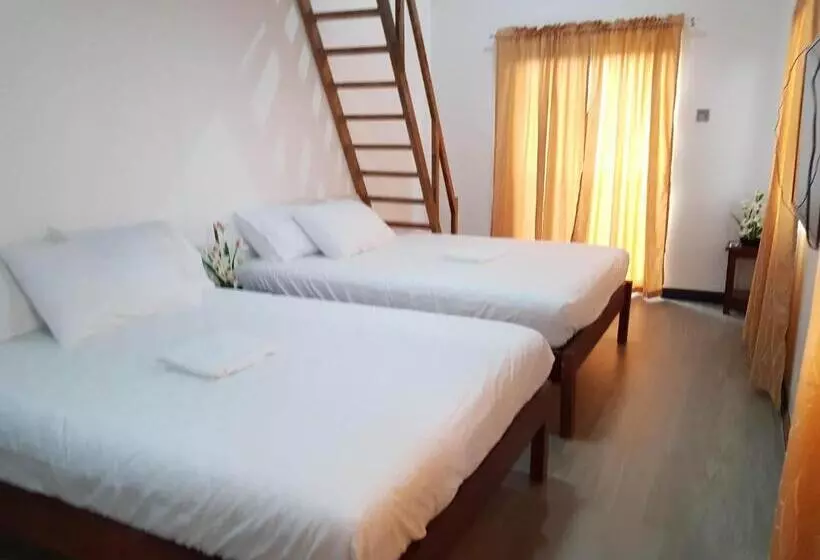 ペンション Tagaytay Guest House