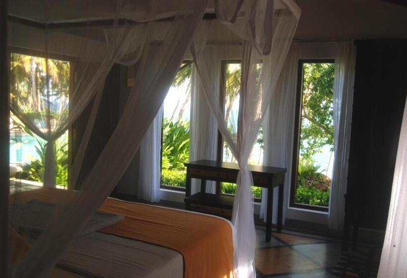 ペンション The Saffron House