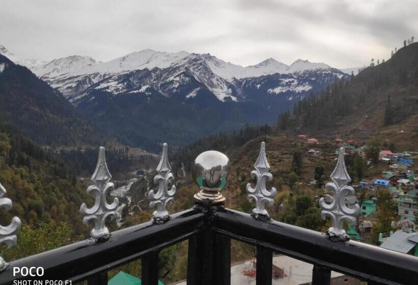 פנסיון Third Eye Tosh